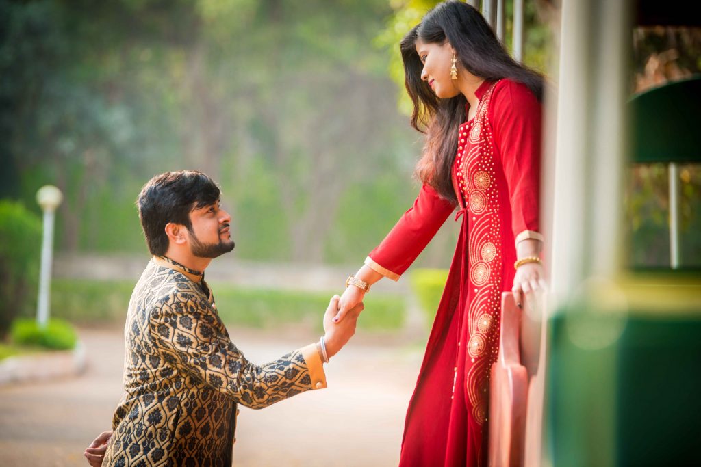 Trending Pre Wedding Shoot Dresses For Couples In 2023